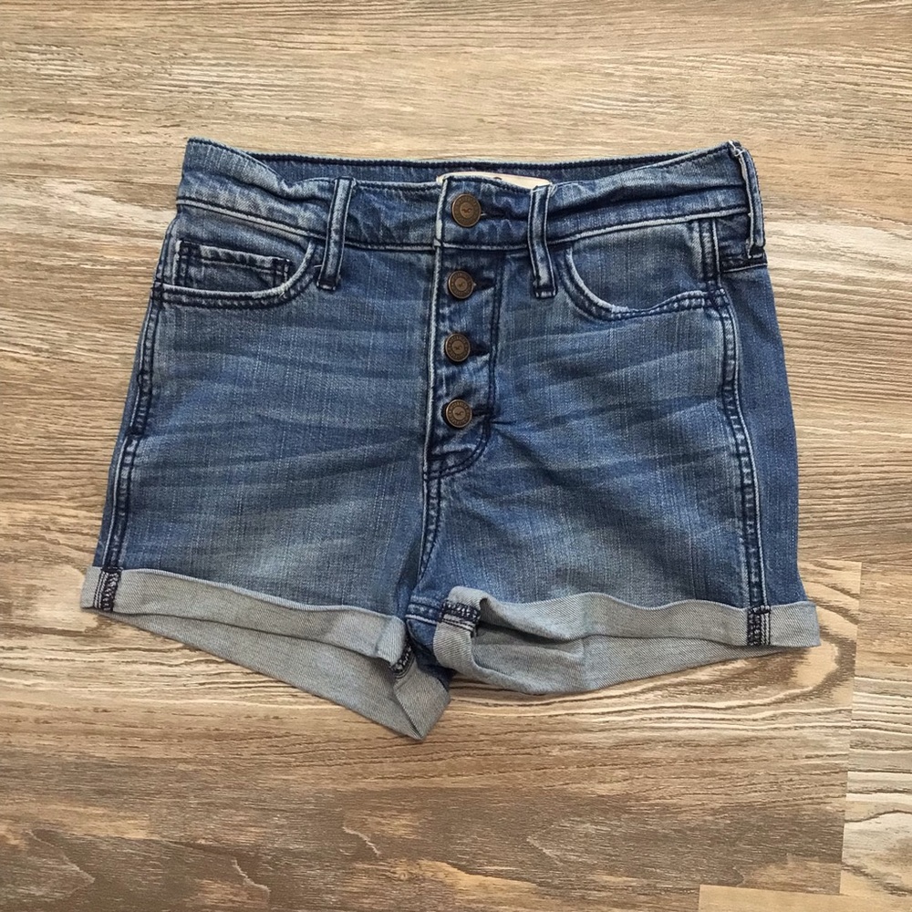 Hollister Button Fly Cuffed Mid Rise Medium Rinse Jean Shorts 23
